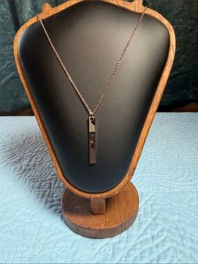 Plunder Rose Gold Vertical Bar Pendant Necklace